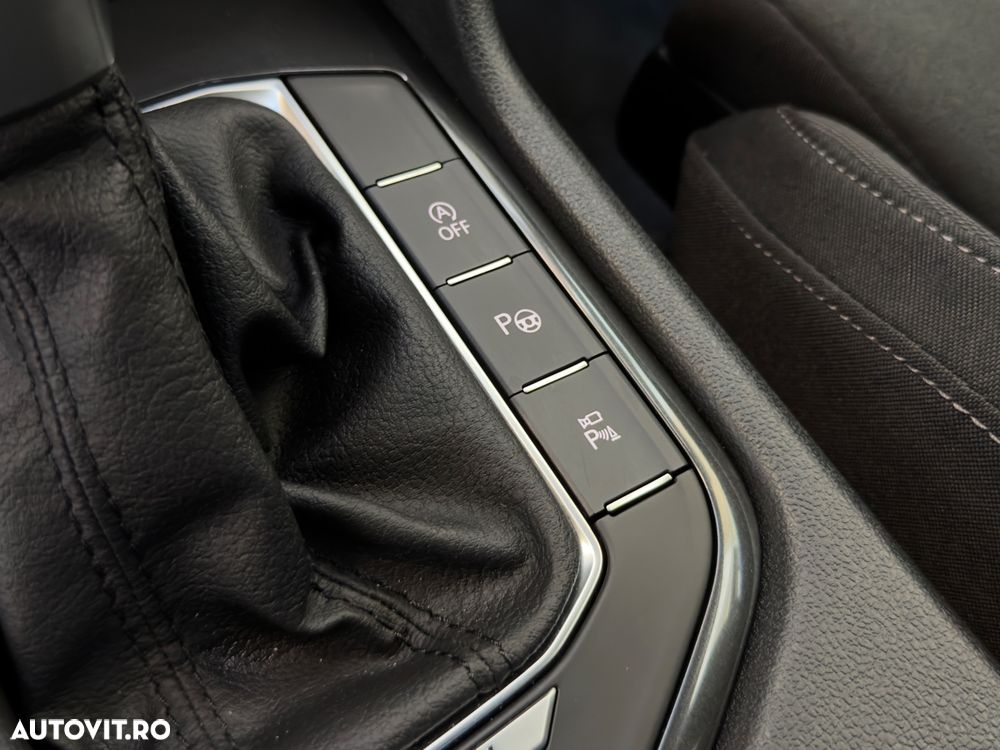Volkswagen Tiguan 2.0 TDI SCR 4MOTION DSG Elegance - 26