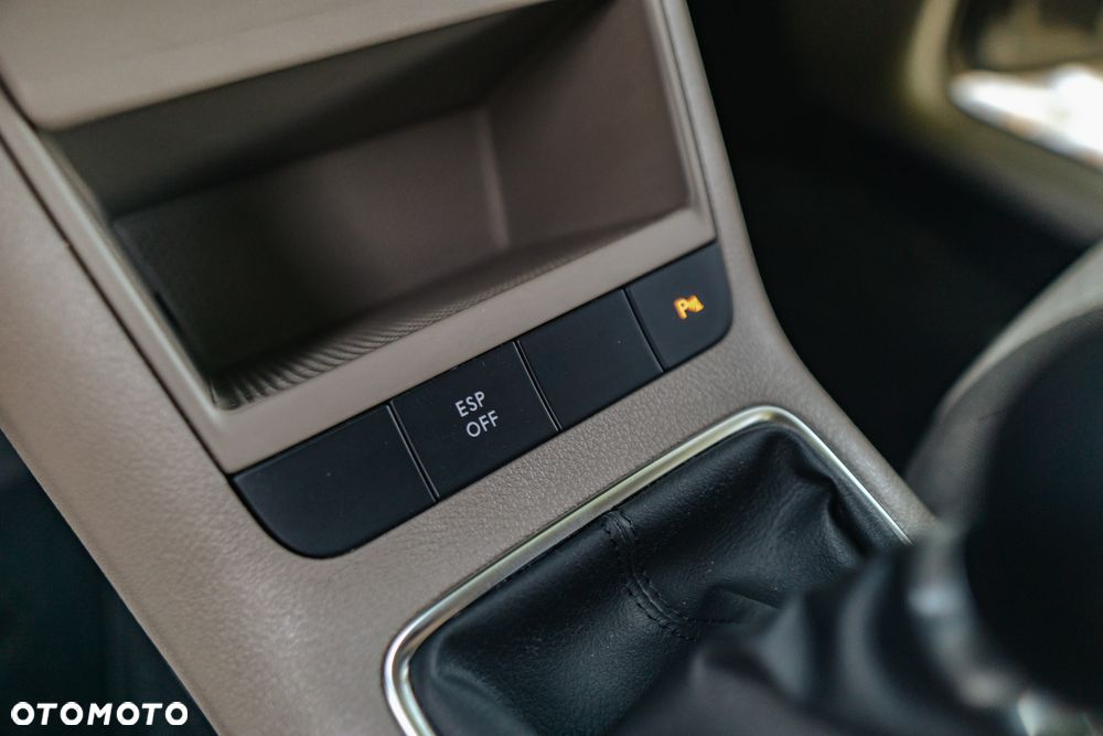 Volkswagen Golf Plus - 21