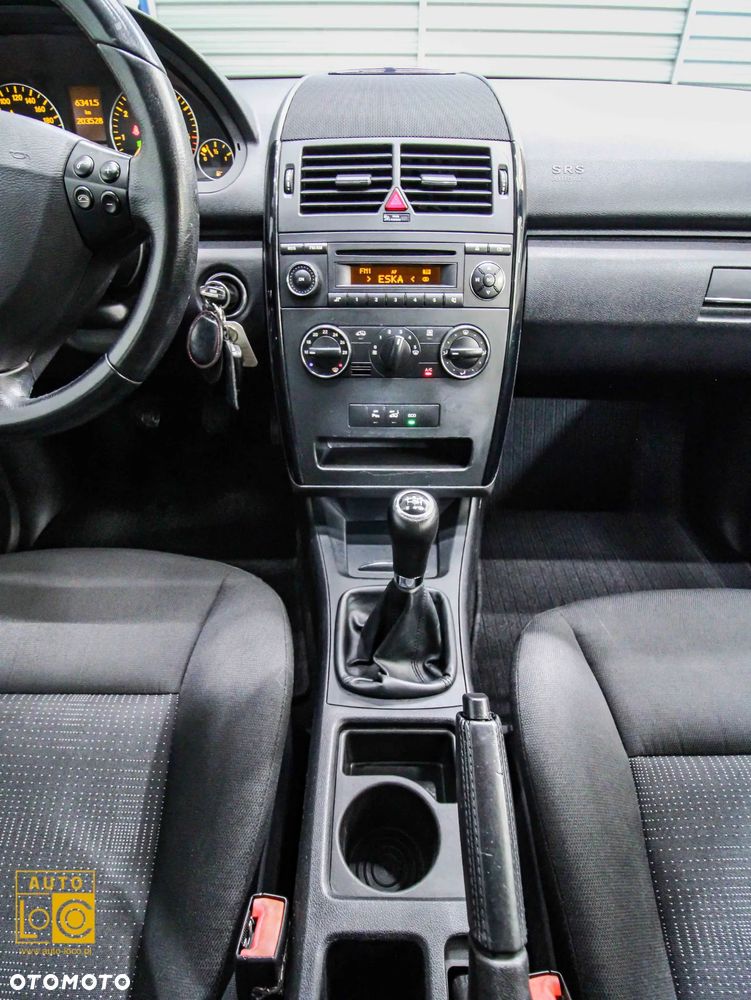 Mercedes-Benz Klasa A 160 Elegance - 15