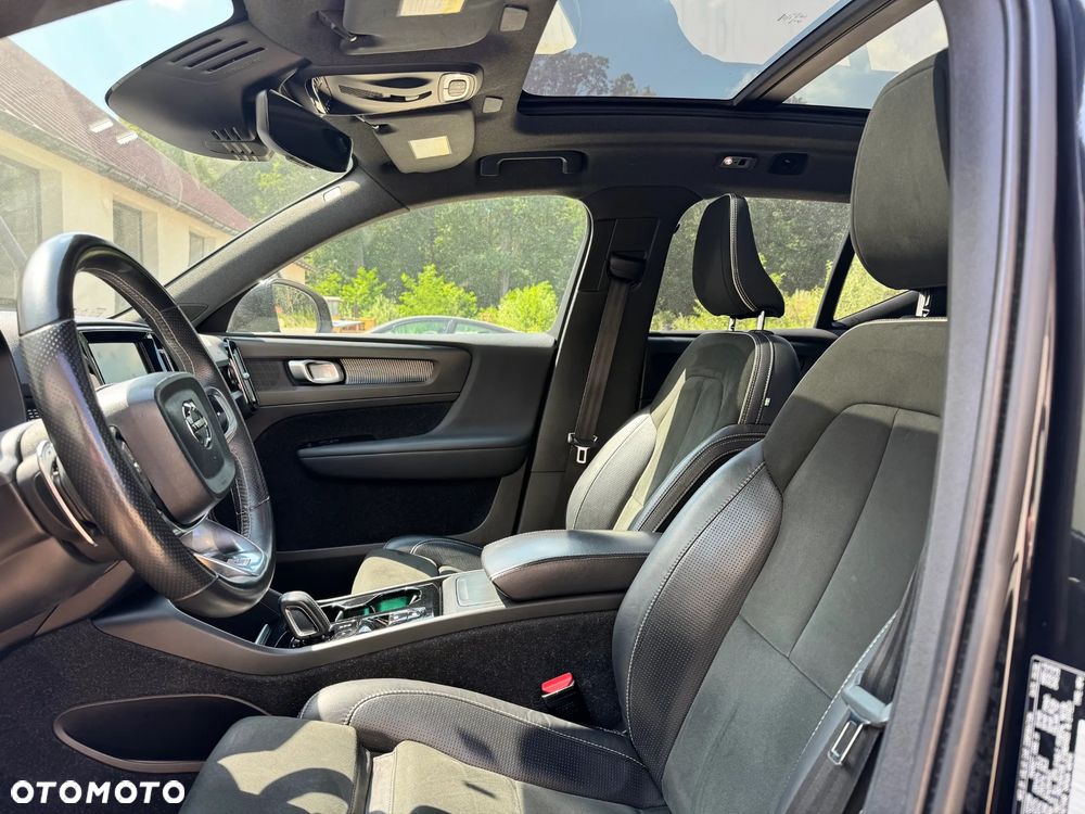 Volvo XC 40 T5 AWD R-Design - 7