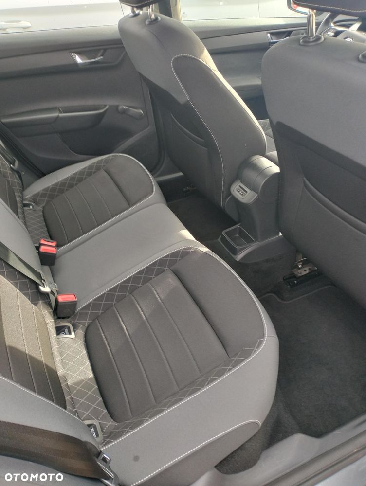 Skoda Fabia 1.0 TSI Ambition - 16