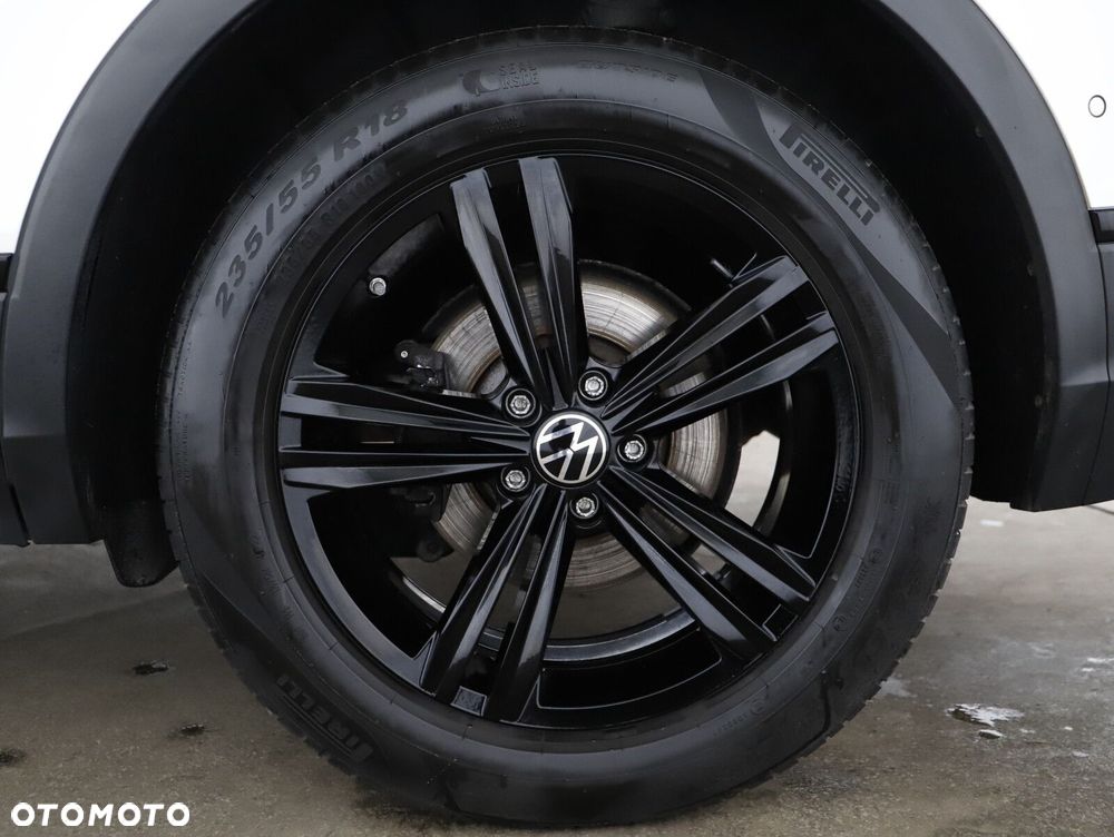 Volkswagen Tiguan - 10