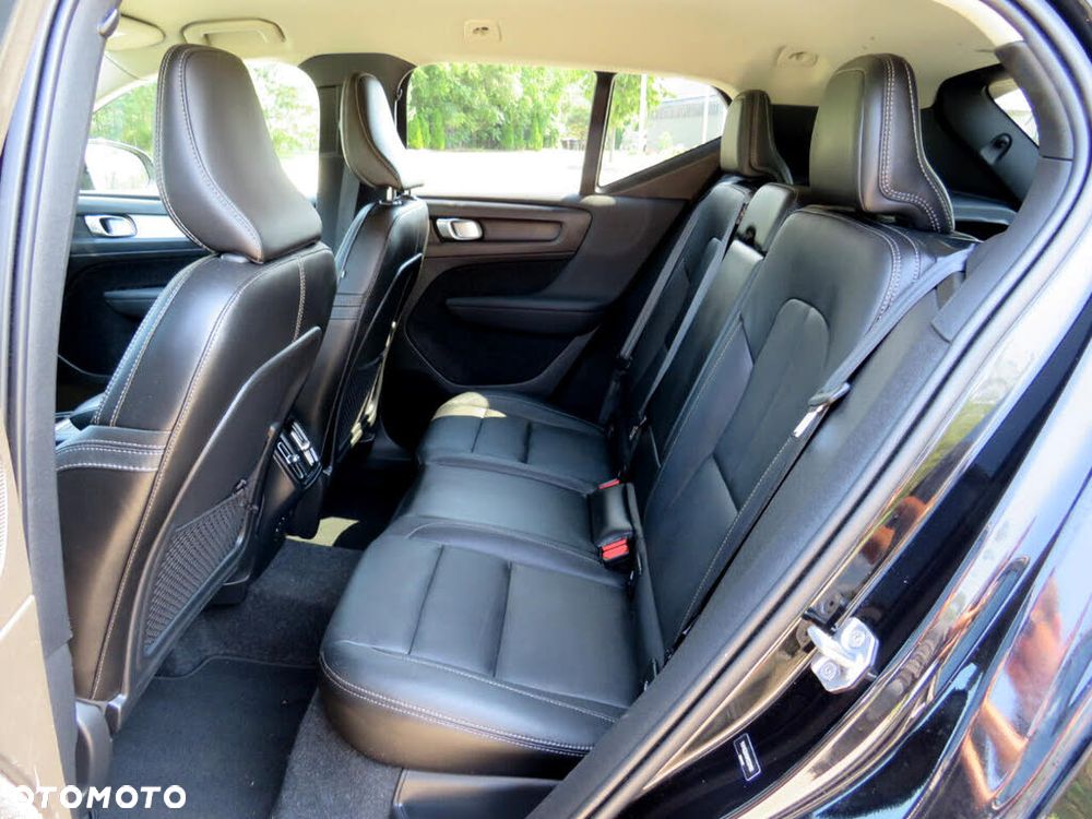 Volvo XC 40 T5 AWD Momentum - 14