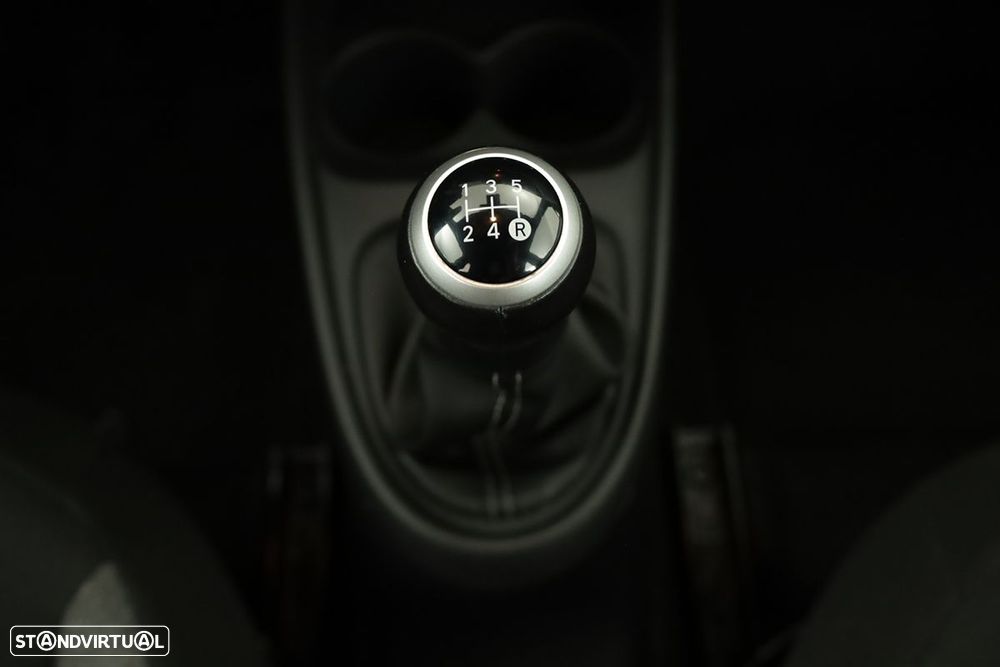 Toyota Aygo X Business Edition - 12