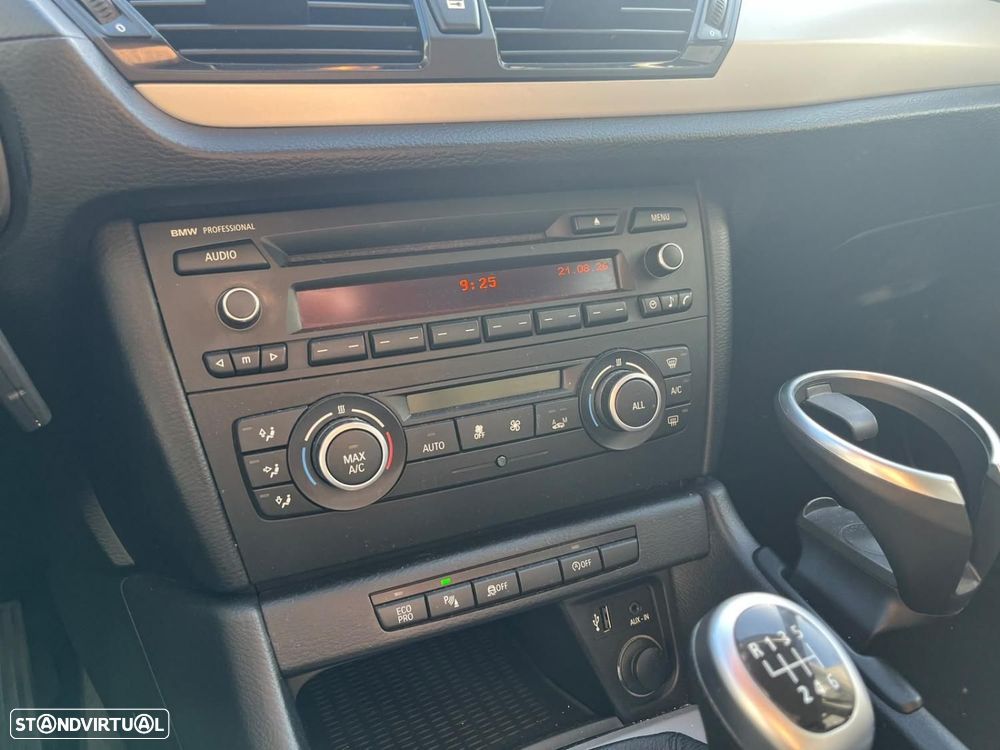 BMW X1 16 d sDrive - 9