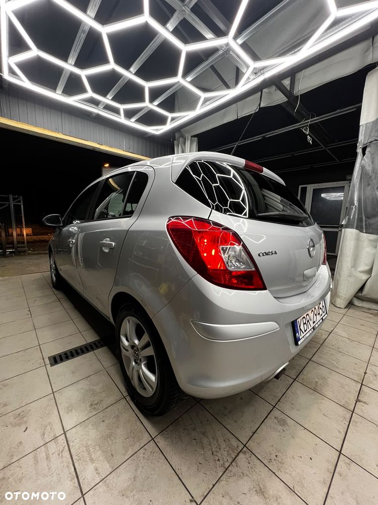 Opel Corsa 1.4 16V Color Elegance - 17