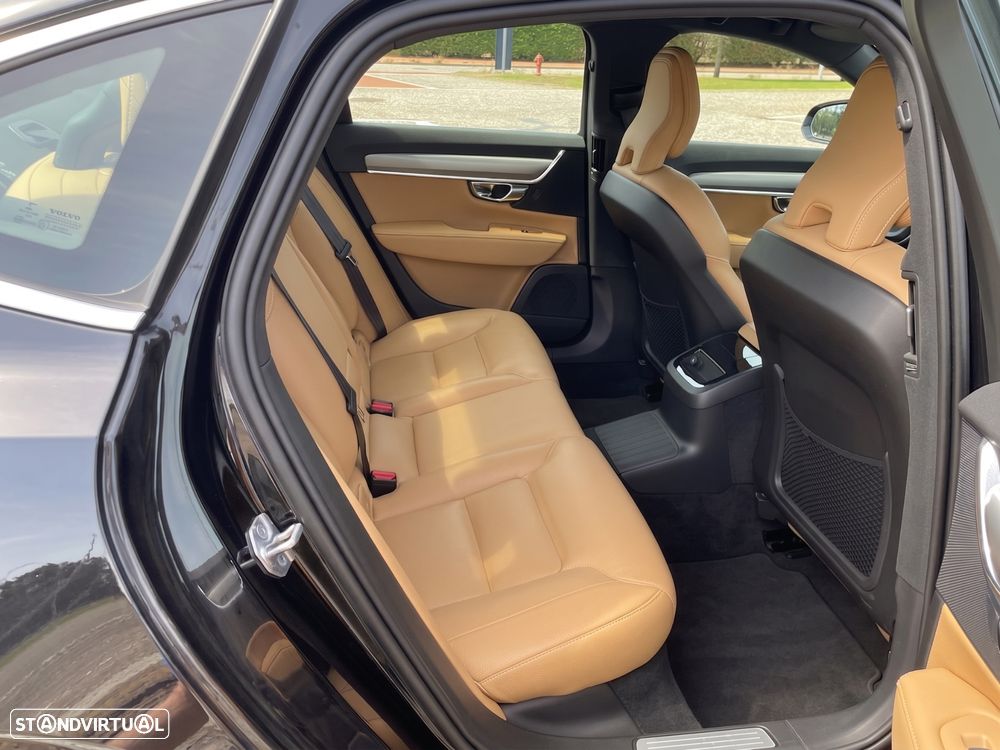 Volvo S90 2.0 T8 Momentum AWD Geartronic - 12