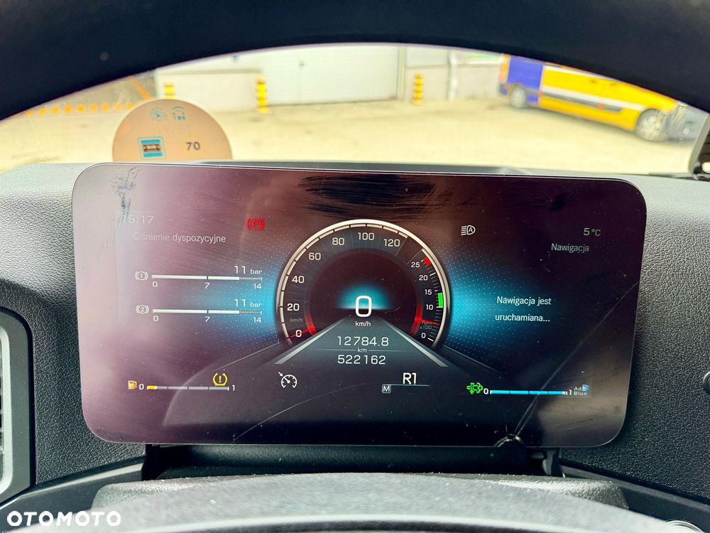 Mercedes-Benz MP5 1848 - 11