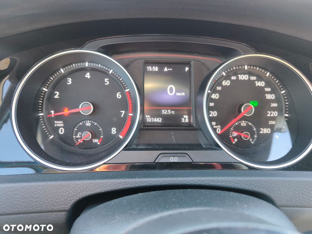 Volkswagen Golf GTI (BlueMotion Technology) DSG Performance - 8
