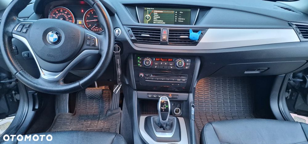 BMW X1 xDrive28i - 13