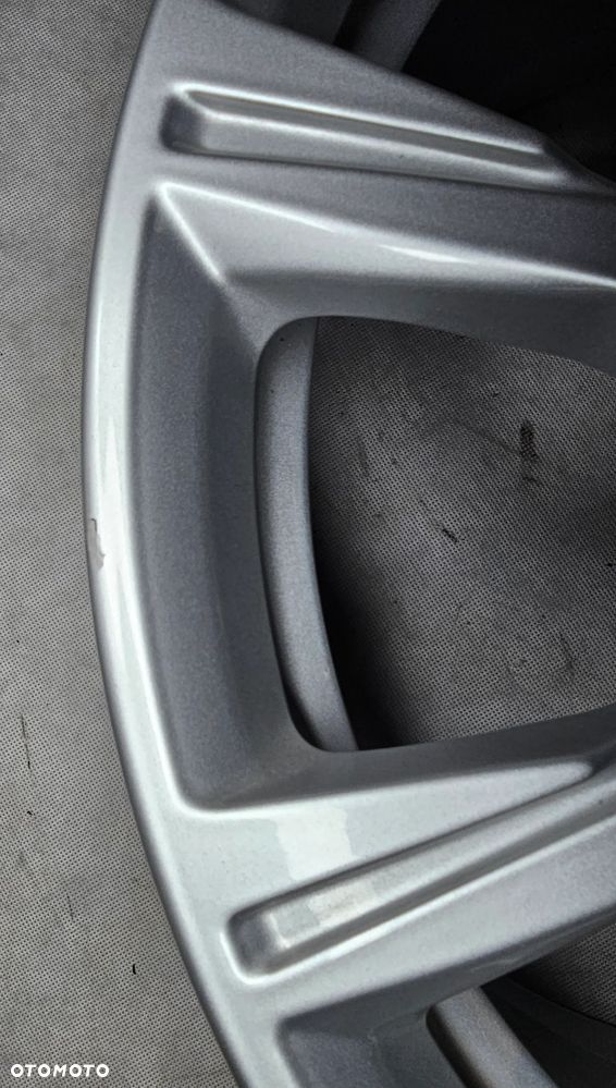 Felgi 17 Audi A4 S4 8W0601025C 7,5x17 ET38 - 6
