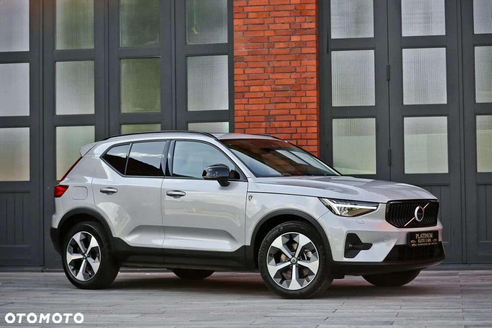 Volvo XC 40 B4 AWD Ultimate Bright - 4