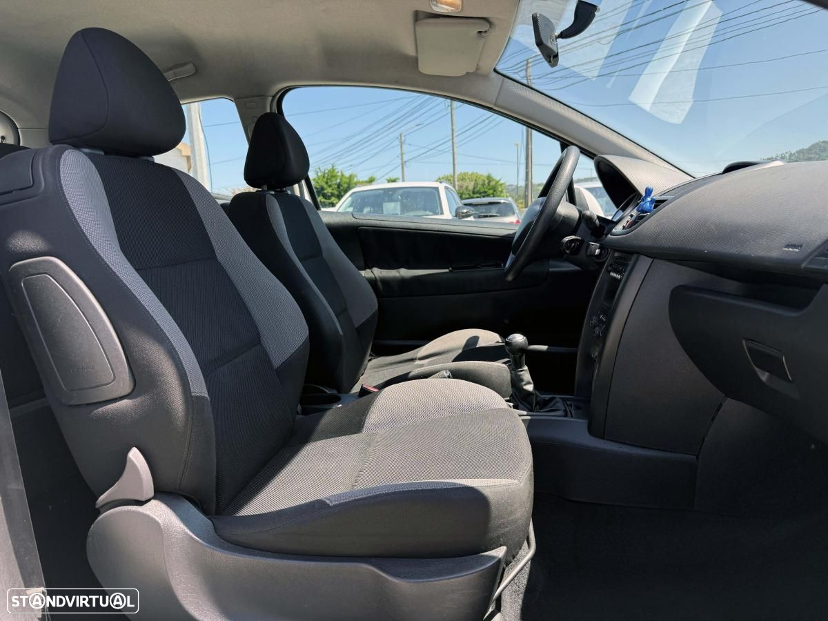 Peugeot 207 1.4 HDi Active - 18