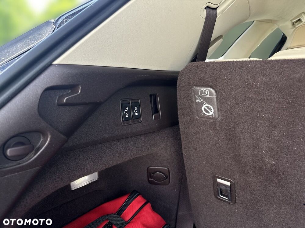 Lexus RX - 25