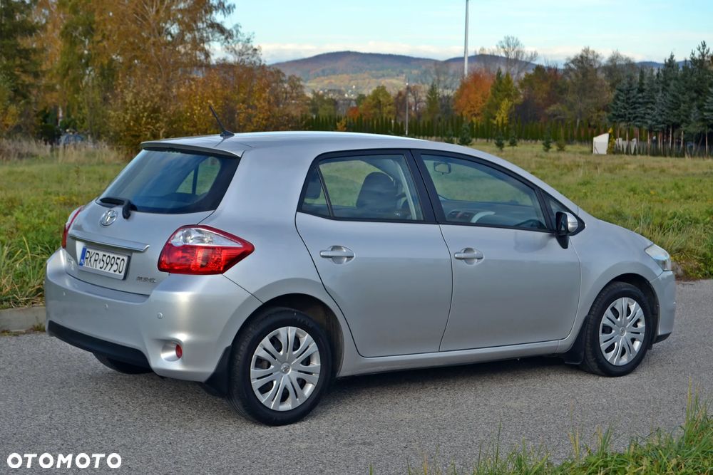 Toyota Auris 1.6 2010 - 4