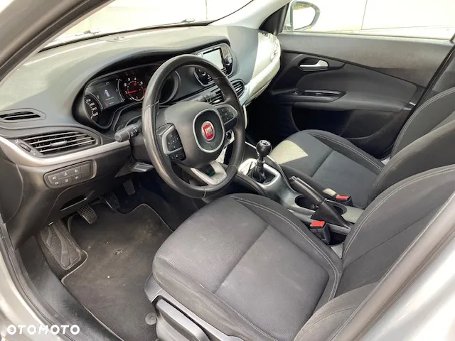 Fiat Tipo 1.4 T-Jet Easy - 21