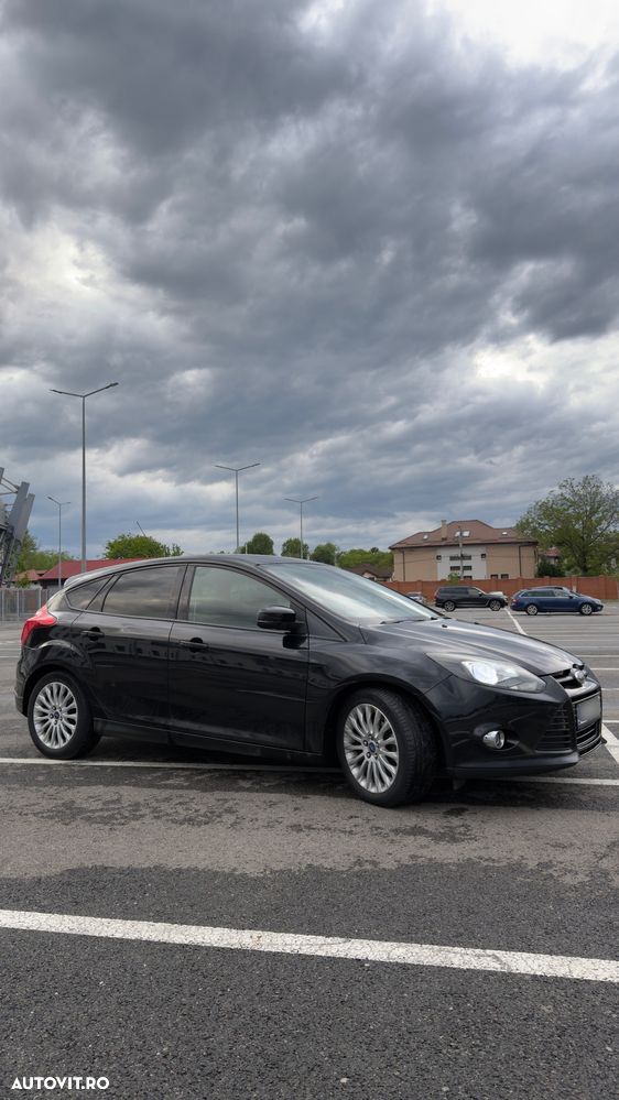 Ford Focus 1.6 Ti-VCT Powershift Titanium - 4