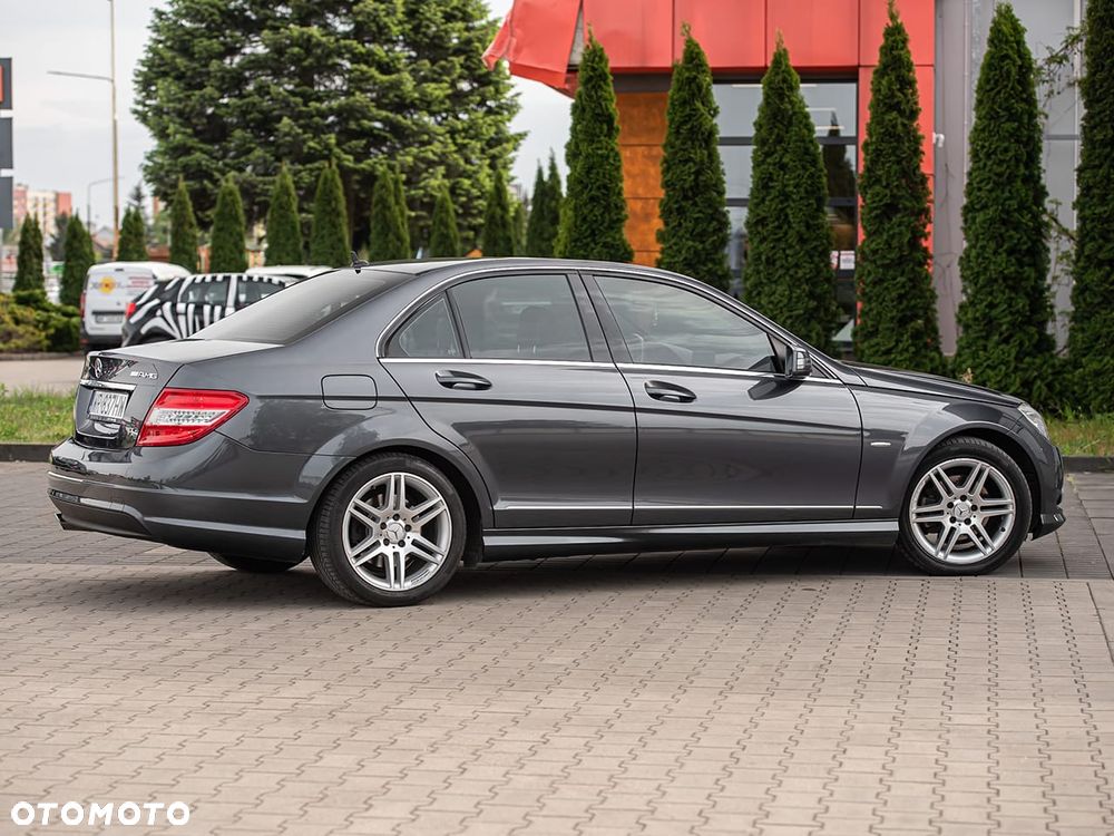 Mercedes-Benz Klasa C 220 CDI DPF Automatik Avantgarde - 10