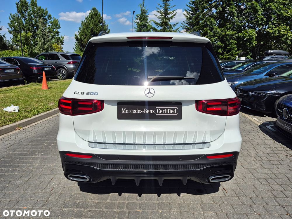 Mercedes-Benz GLB 200 7G-DCT - 10