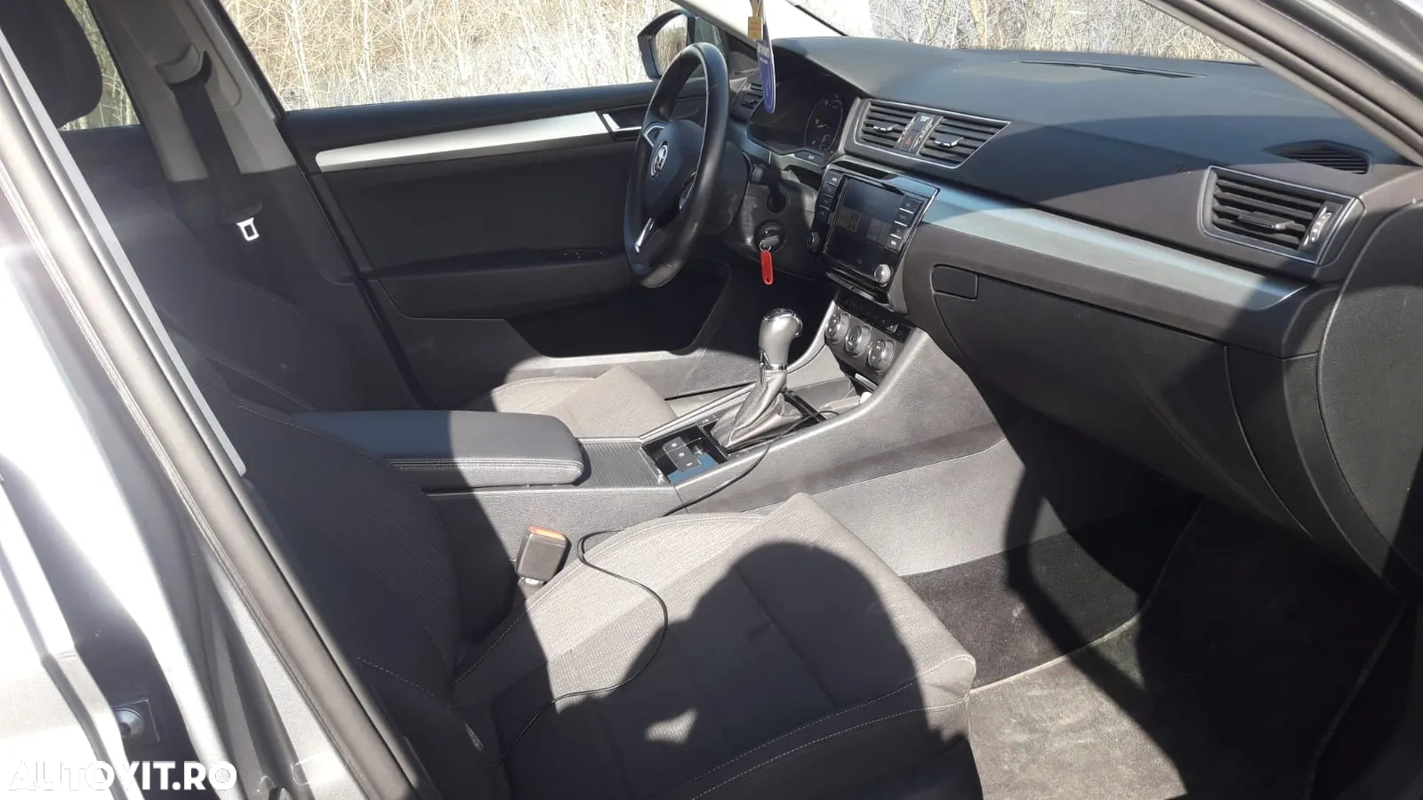 Skoda Superb 1.6 TDI DSG Ambition - 11
