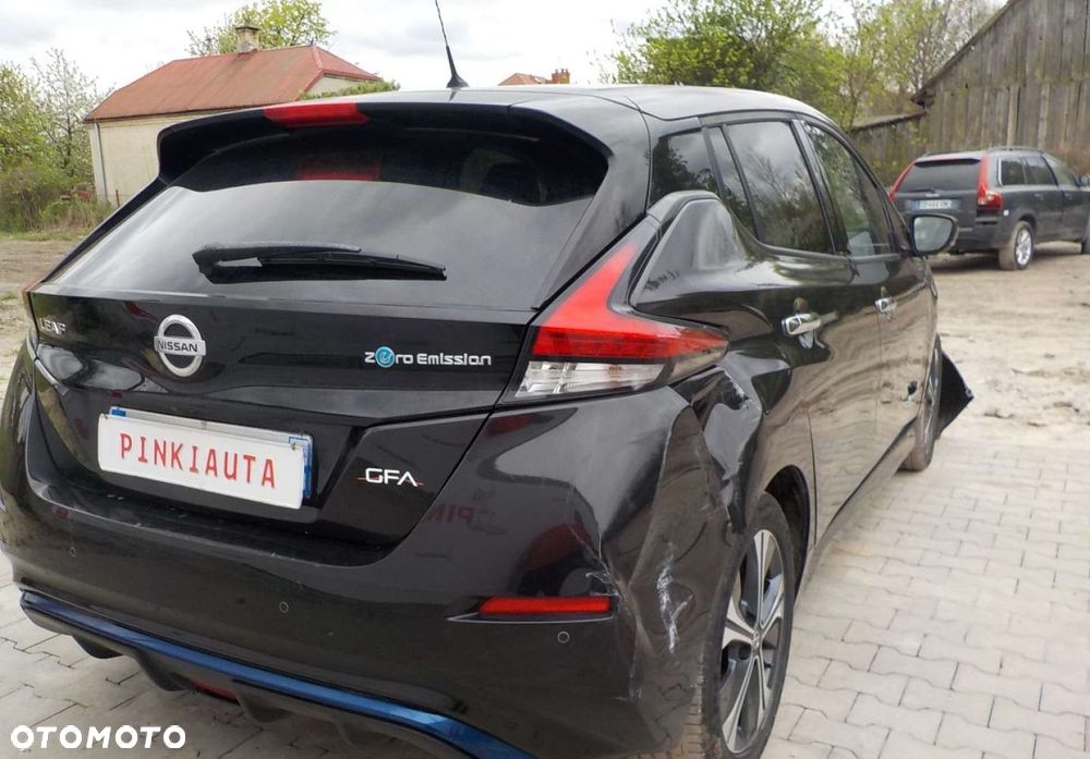 Nissan Leaf - 16