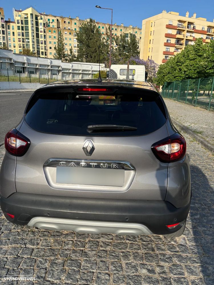 Renault Captur 1.5 dCi Exclusive XMOD EDC - 10