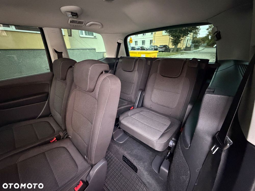 Volkswagen Sharan - 31