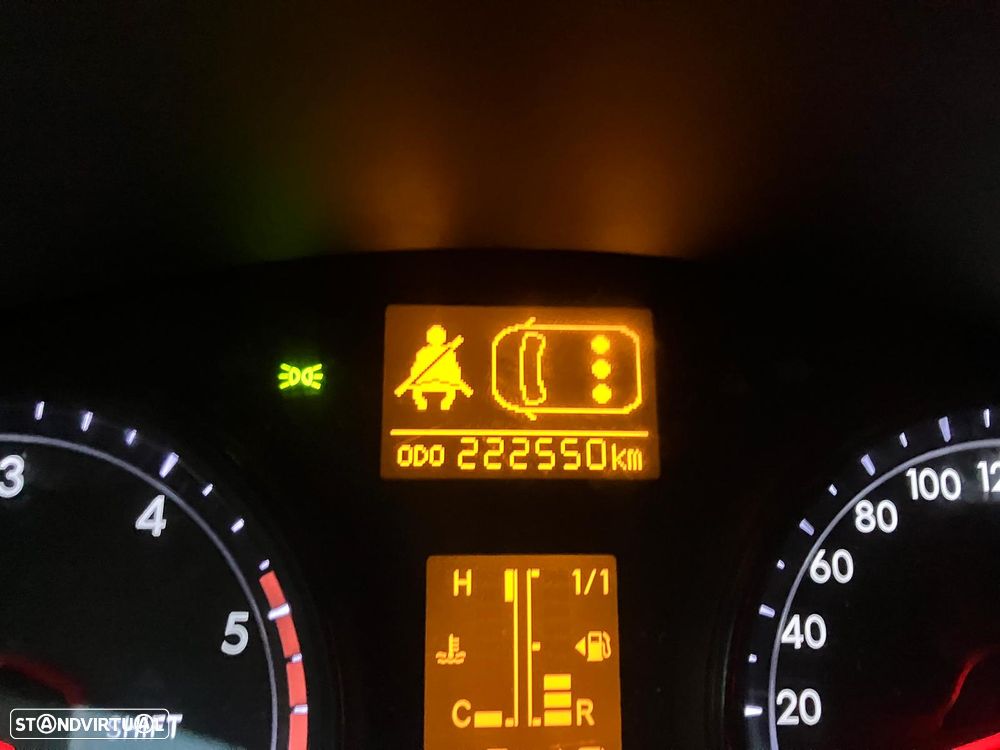 Toyota Avensis SW 2.0 D-4D Luxury+Navi - 10