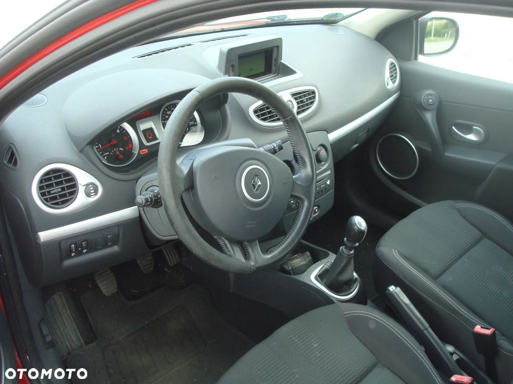Renault Clio 1.5 dCi Extreme - 27
