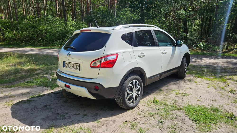 Nissan Qashqai 2.0 4x4 Tekna CVT - 6