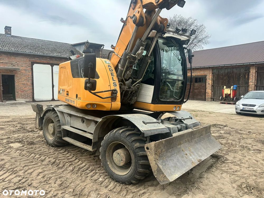 Liebherr A914 compact - 2