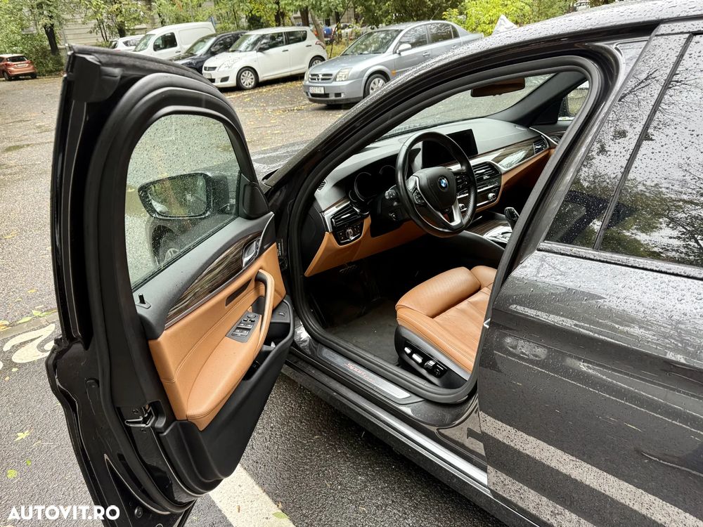BMW Seria 5 540i xDrive Aut. - 13