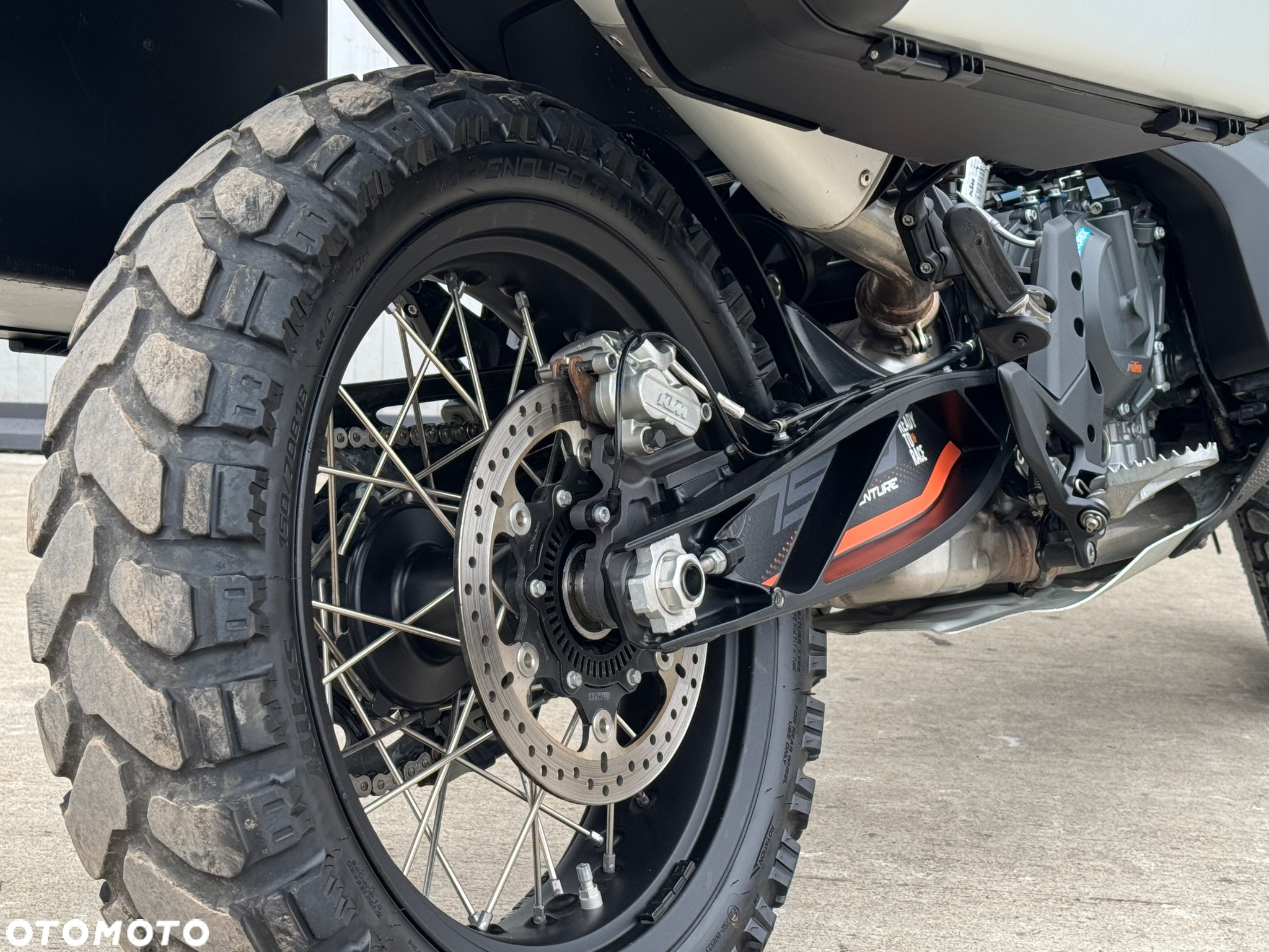 KTM Adventure - 6