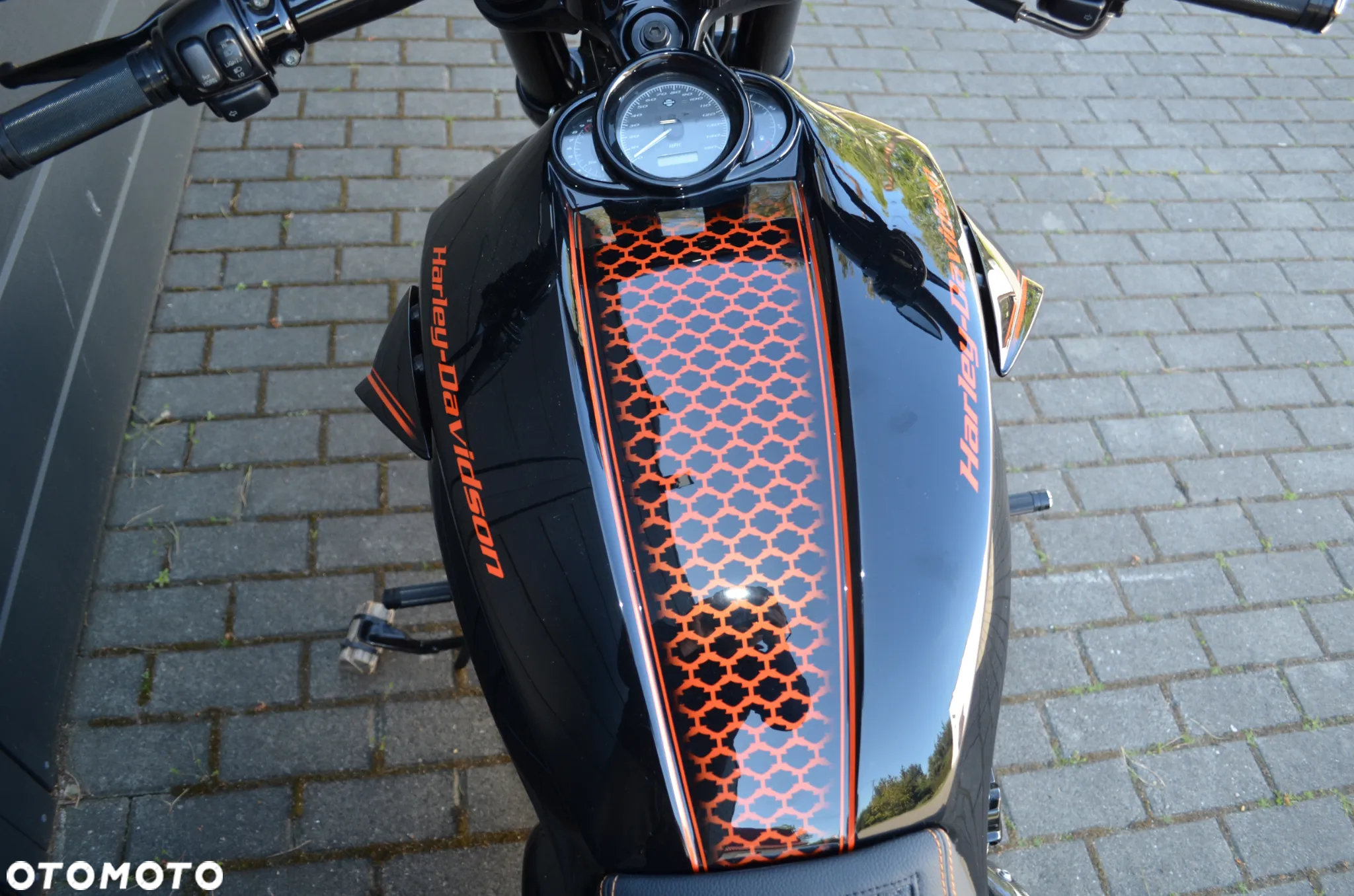 Harley-Davidson V-Rod Night Rod - 12