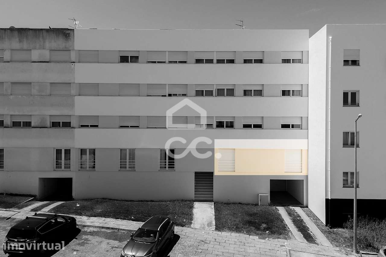Apartamento T2 no Rés do Chão c/ Lugar de Garagem | Moura, Beja - Grande imagem: 2/32