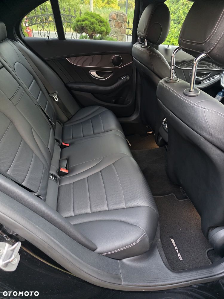 Mercedes-Benz Klasa C 200 4-Matic 7G-TRONIC - 12