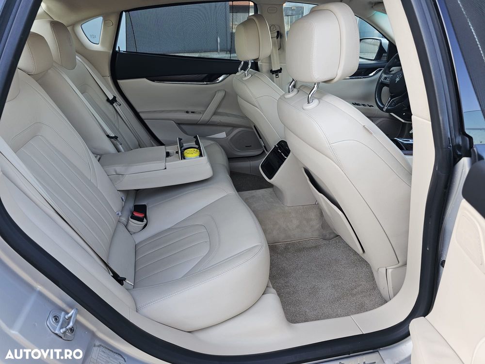 Maserati Quattroporte - 15