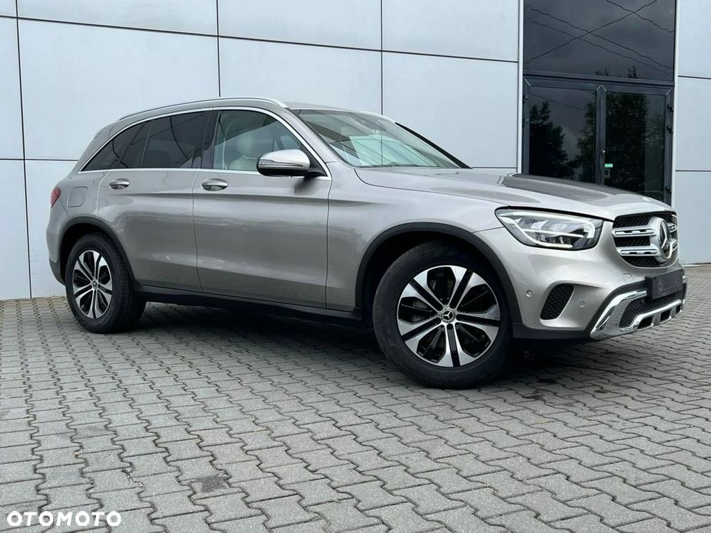Mercedes-Benz GLC 300 d 4-Matic - 9