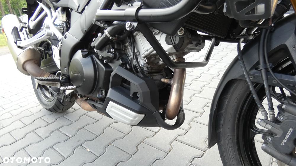 Suzuki DL - 18