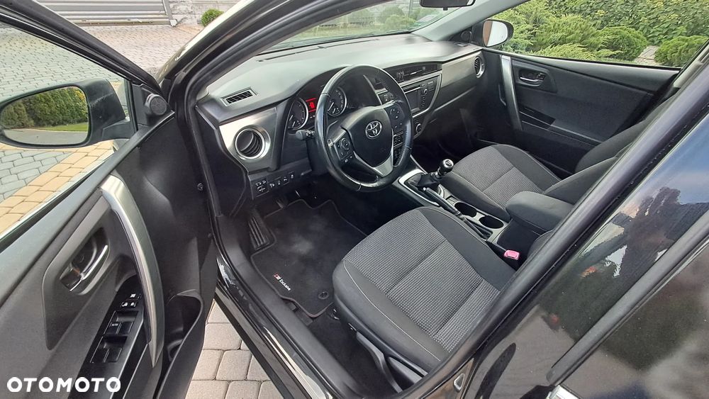 Toyota Auris 1.6 Valvematic Executive - 5