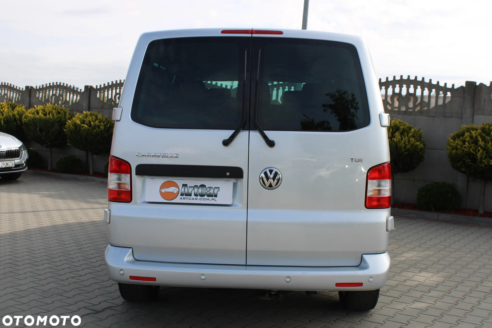 Volkswagen Caravelle - 17