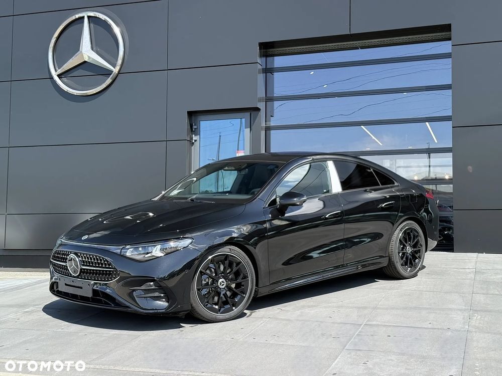 Mercedes-Benz CLA - 4