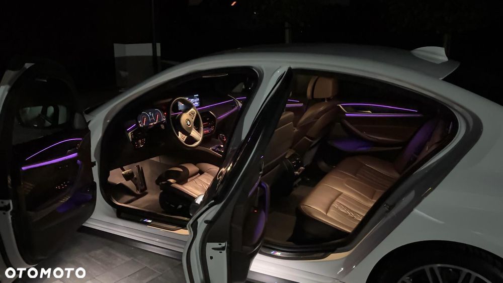 BMW Seria 5 540d xDrive - 17