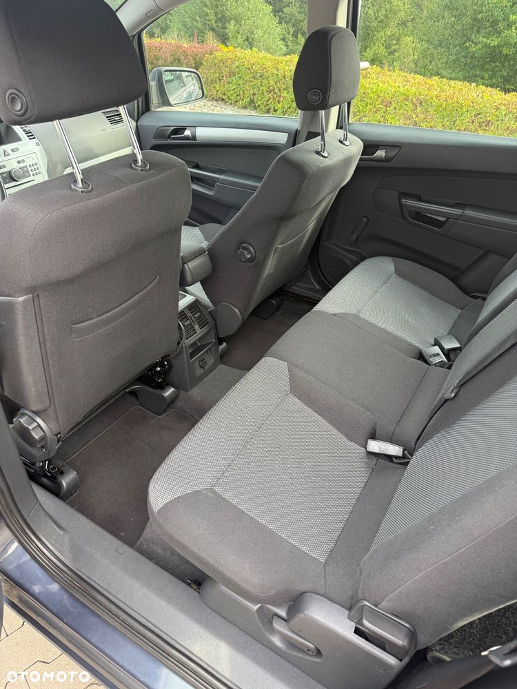 Opel Zafira 1.6 Active - 11