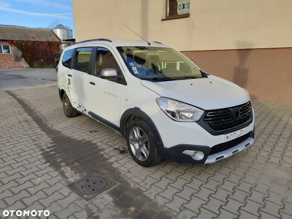 Dacia Lodgy 1.2 TCe Stepway - 3