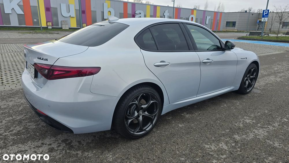 Alfa Romeo Giulia 2.0 Turbo Veloce TI Q4 - 11