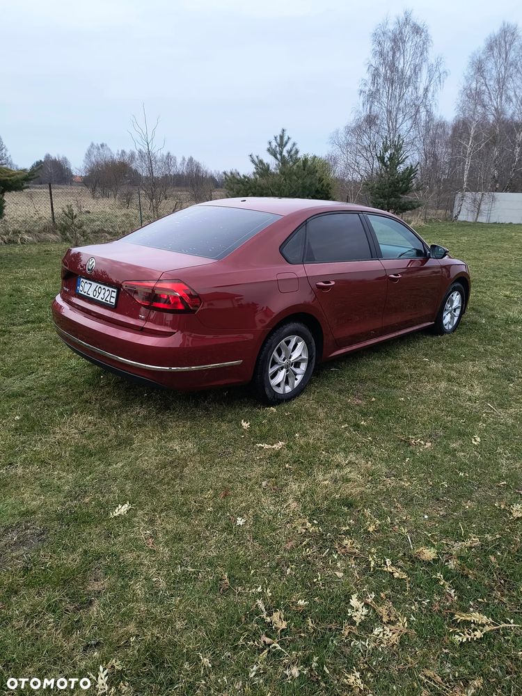 Volkswagen Passat - 5