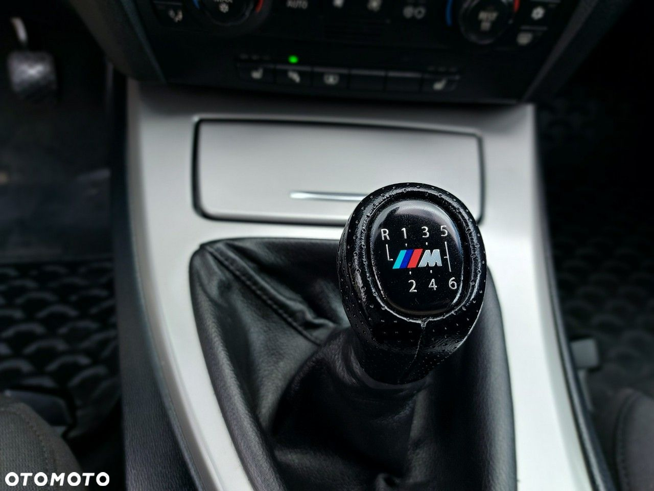 BMW Seria 3 320d DPF Touring - 20