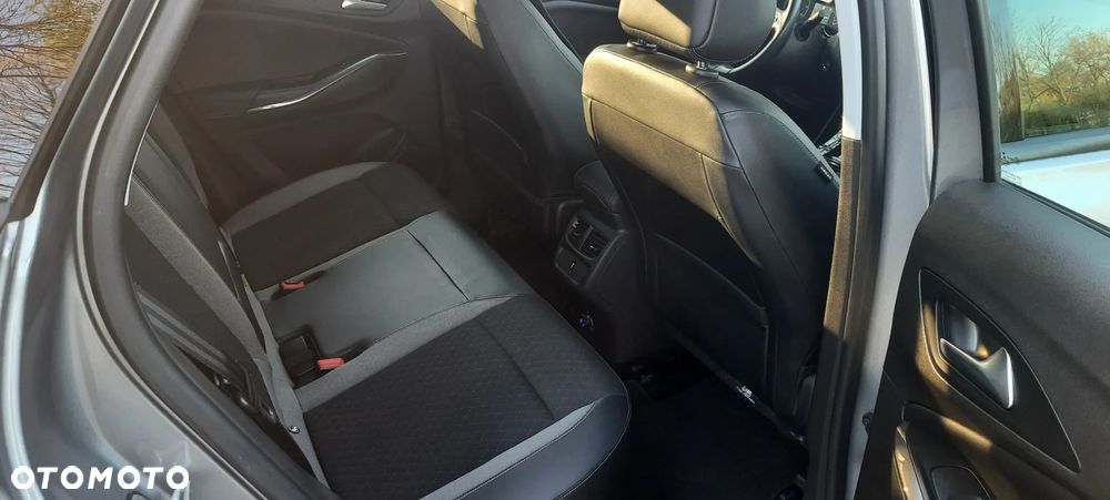 Opel Grandland X - 17