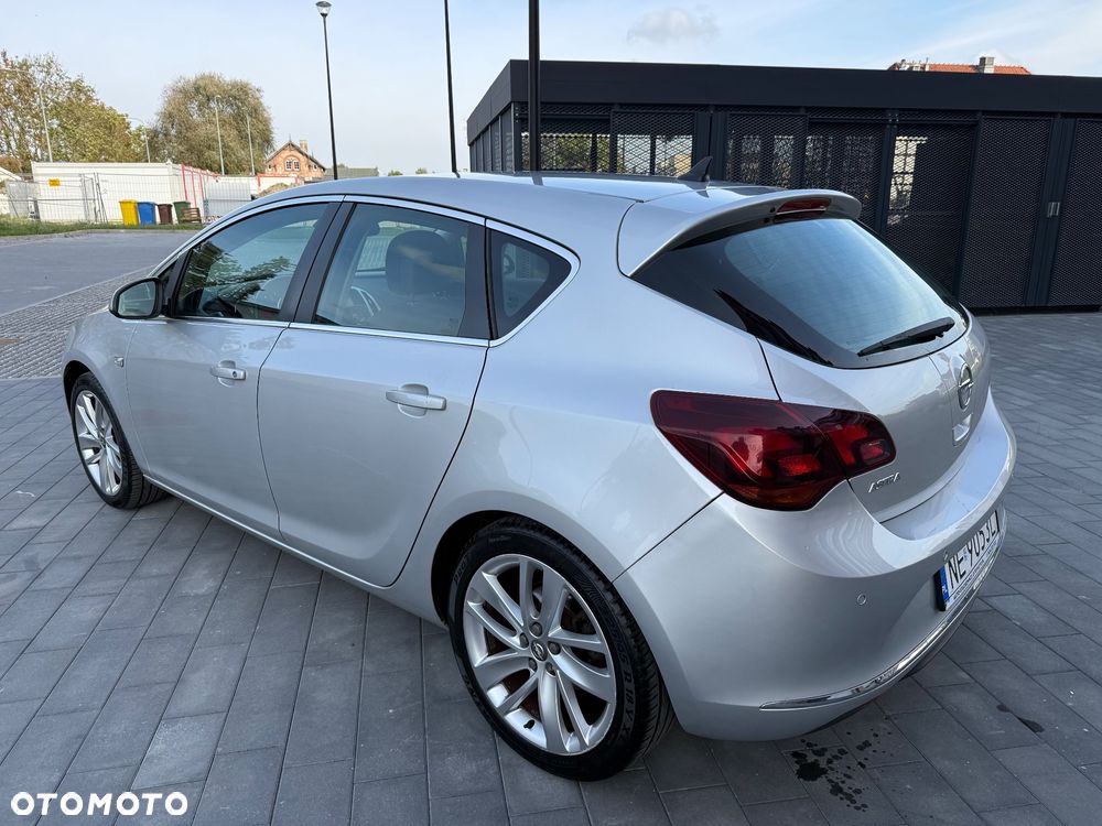 Opel Astra - 12